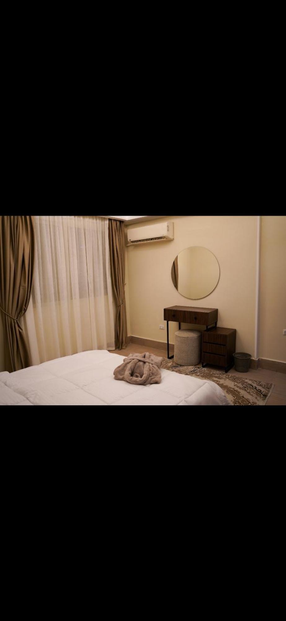 Luxury In Zamalek Apartment